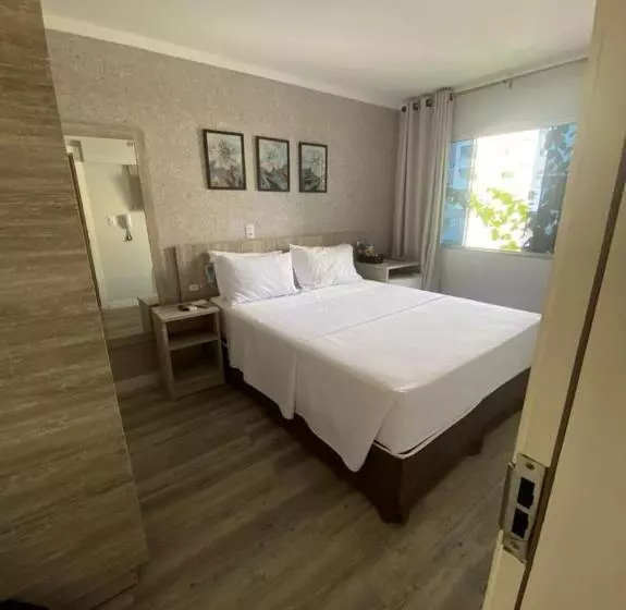 هتل Navega Beach Palace