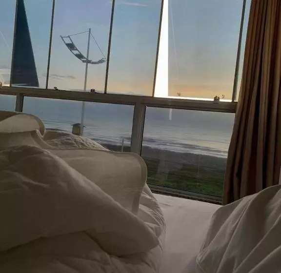 هتل Navega Beach Palace