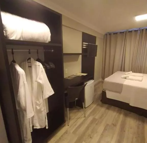 هتل Navega Beach Palace