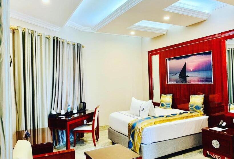 בית מלון כפרי Royal Tughimbe