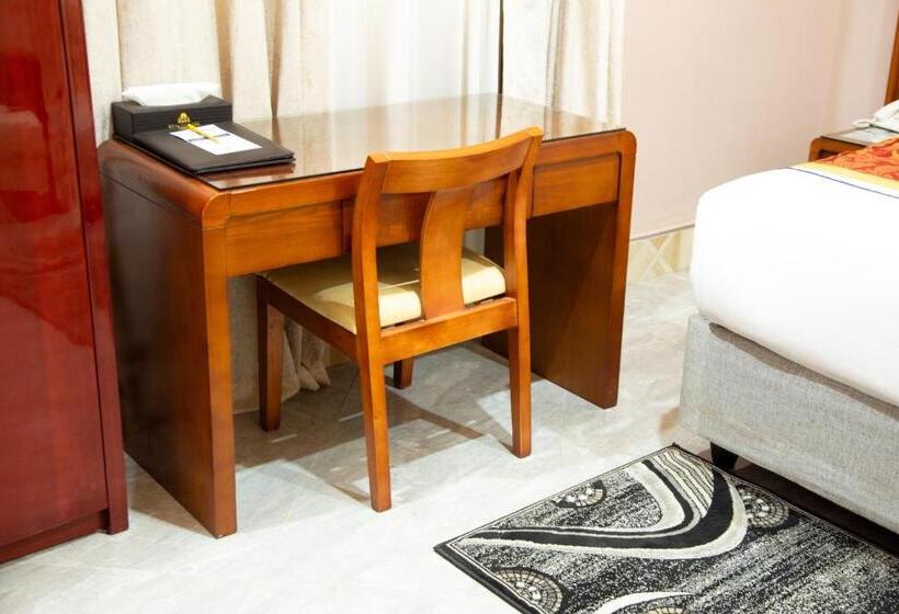 בית מלון כפרי Royal Tughimbe