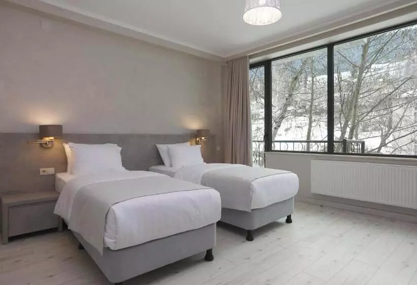 هتل Sunset Terrace Mestia