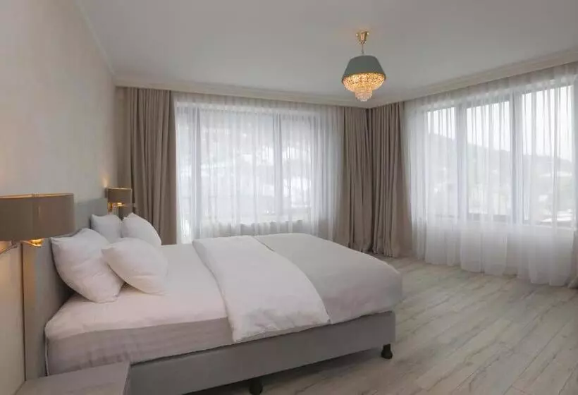 هتل Sunset Terrace Mestia