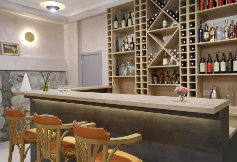 هتل Sunset Terrace Mestia