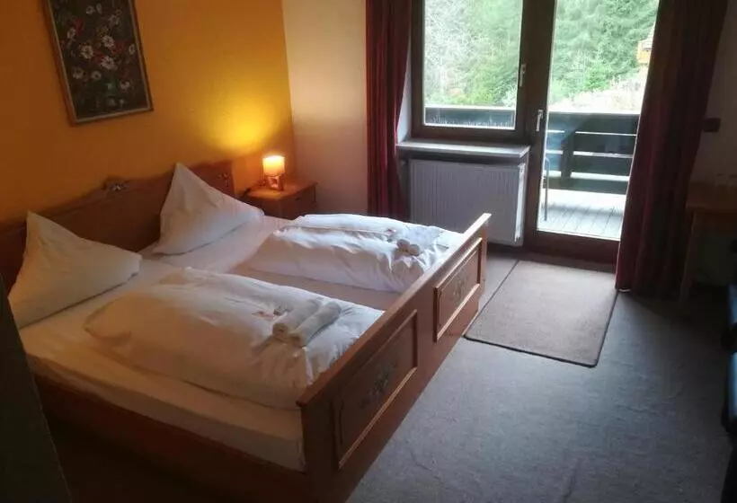 Hotel Waldhaus