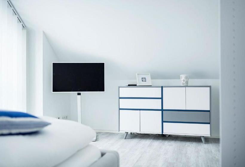 تختخواب و صبحانه Sehr Fein