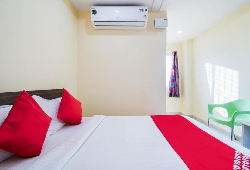 هتل Oyo 69110 Mohan Residency