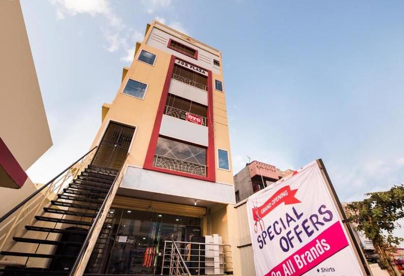 هتل Oyo 69110 Mohan Residency