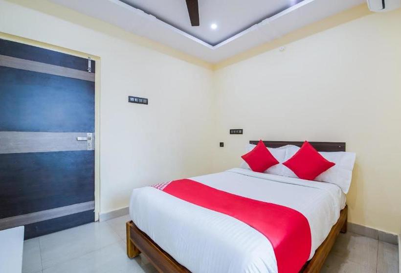 هتل Oyo 69110 Mohan Residency