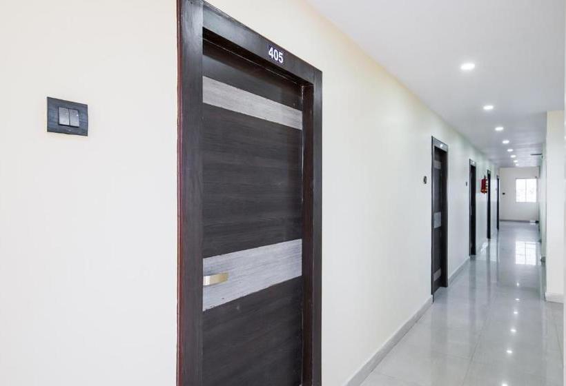 هتل Oyo 69110 Mohan Residency