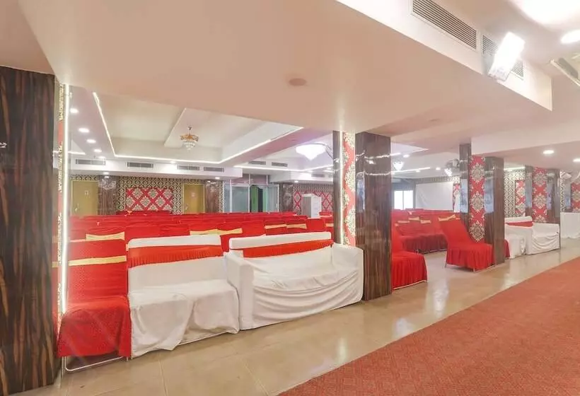 Fabhotel Swarn Banquet