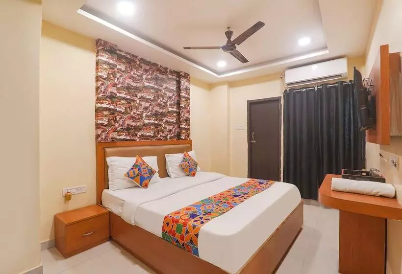 Fabhotel Swarn Banquet