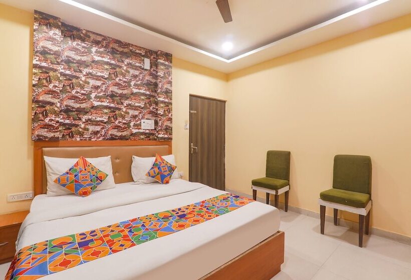 Fabhotel Swarn Banquet