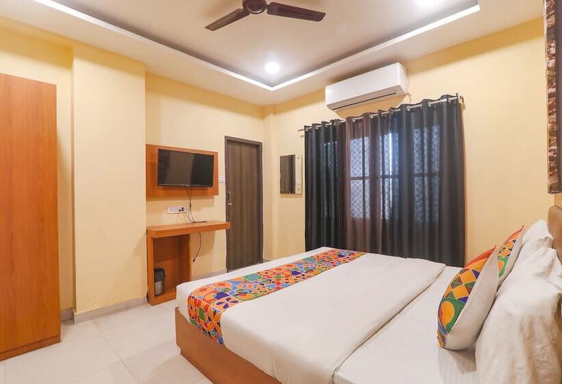 Fabhotel Swarn Banquet