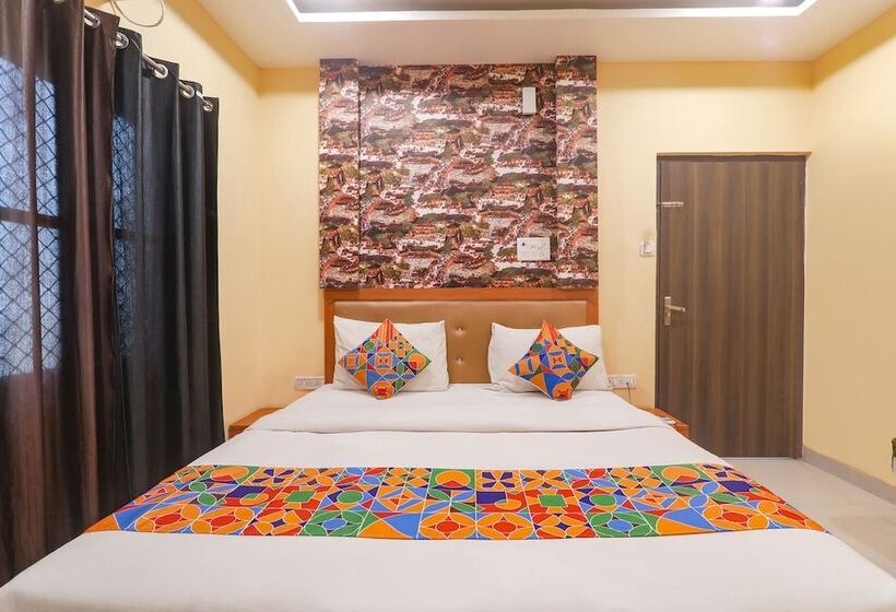 Fabhotel Swarn Banquet