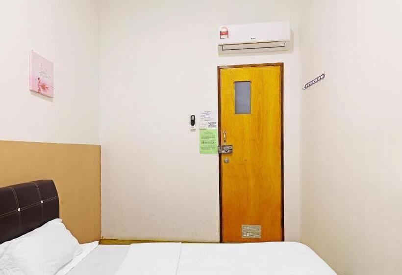 فندق Spot On 89805 The Traveler Home