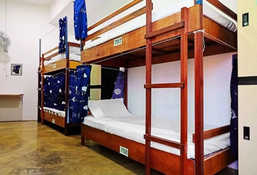 Hotelli Spot On 89805 The Traveler Home