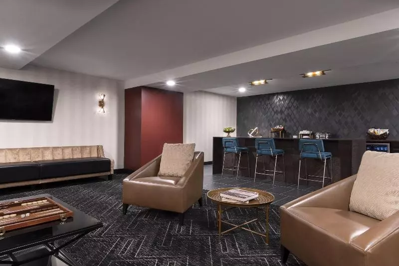 The Warrior Hotel, Autograph Collection