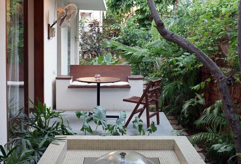 پانسیون Uteliaa Homestay