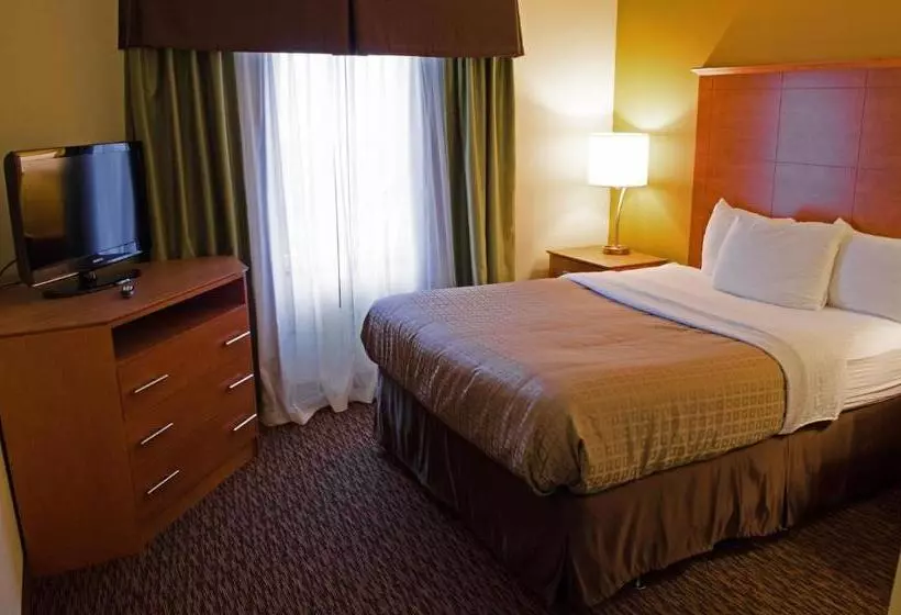 Clarion Hotel & Suites University Shippensburg