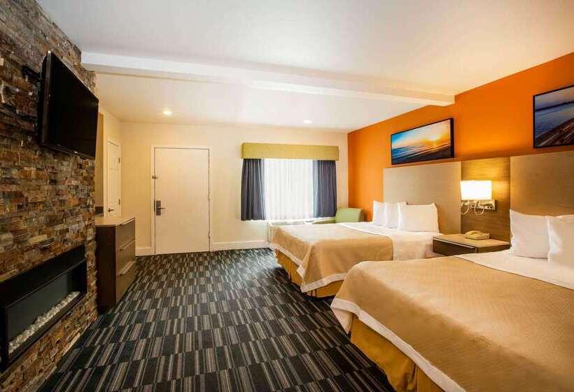 هتل Days Inn By Wyndham Monterey Downtown