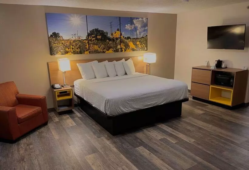 酒店 Days Inn & Suites By Wyndham Kaukauna Wi