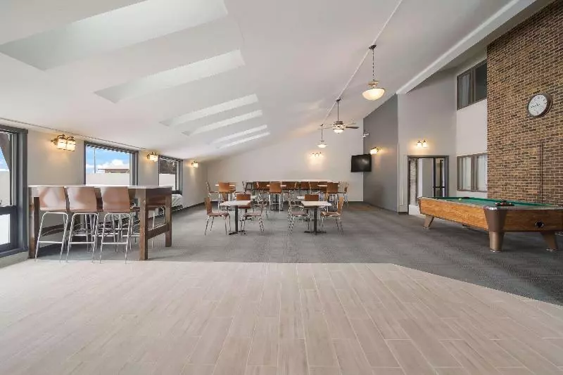 בית מלון כפרי Econo Lodge Williston