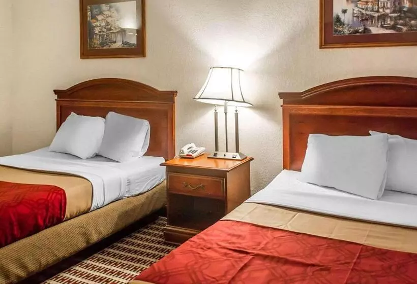 فندق Economy Inn & Suites