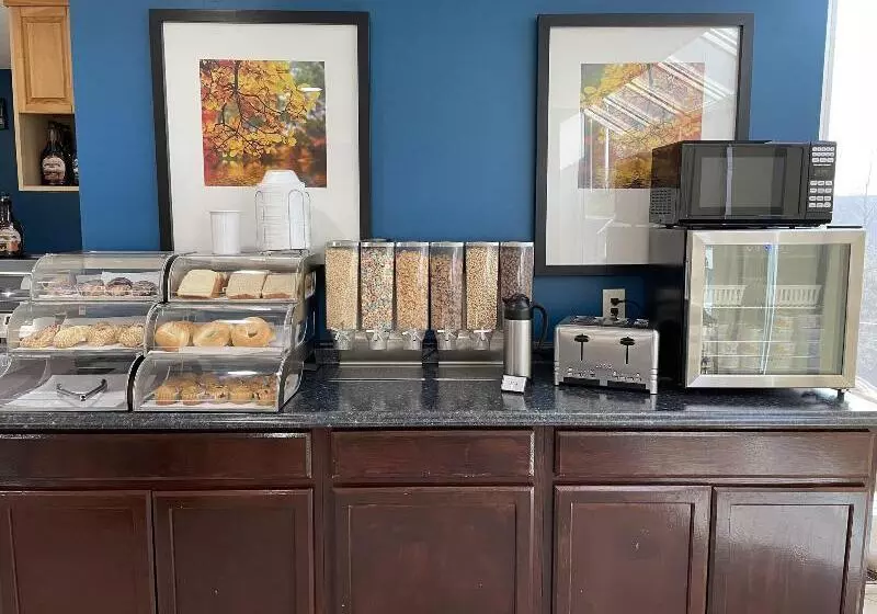 בית מלון כפרי Scenic Hills Inn