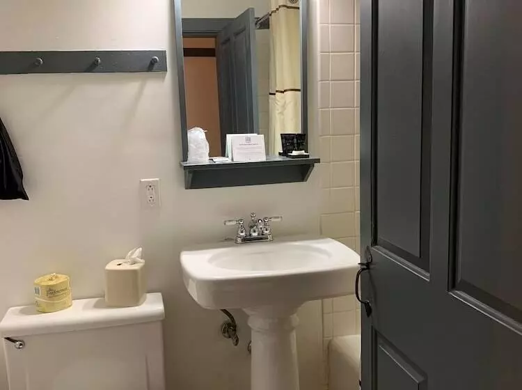 Отель Shaker Village Of Pleasant Hill