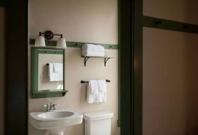 Отель Shaker Village Of Pleasant Hill