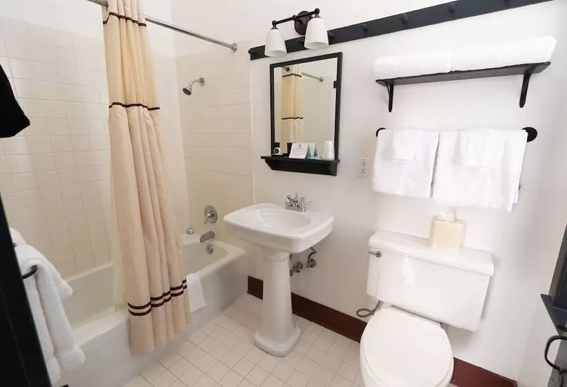 Отель Shaker Village Of Pleasant Hill