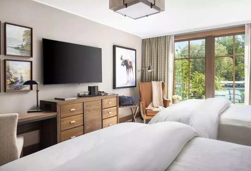 Отель The Rusty Parrot Lodge And Spa