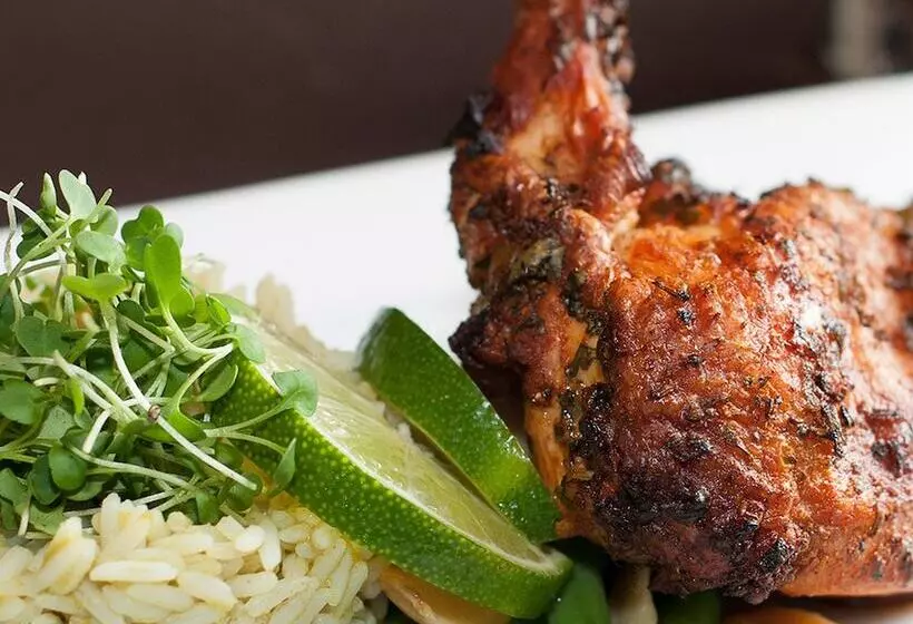 Отель The Sacajawea