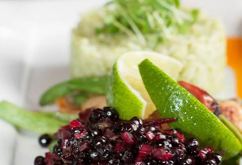 Отель The Sacajawea