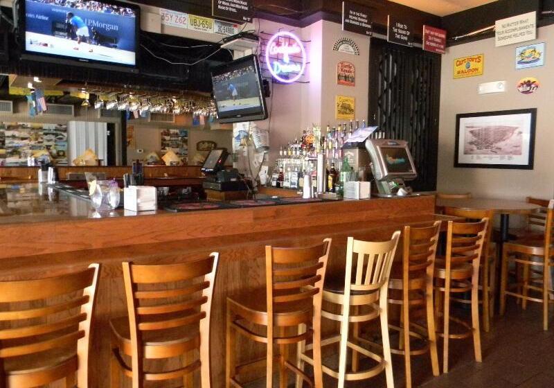 Motell Coast Rehoboth Beach, Tapestry Collection By Hilton