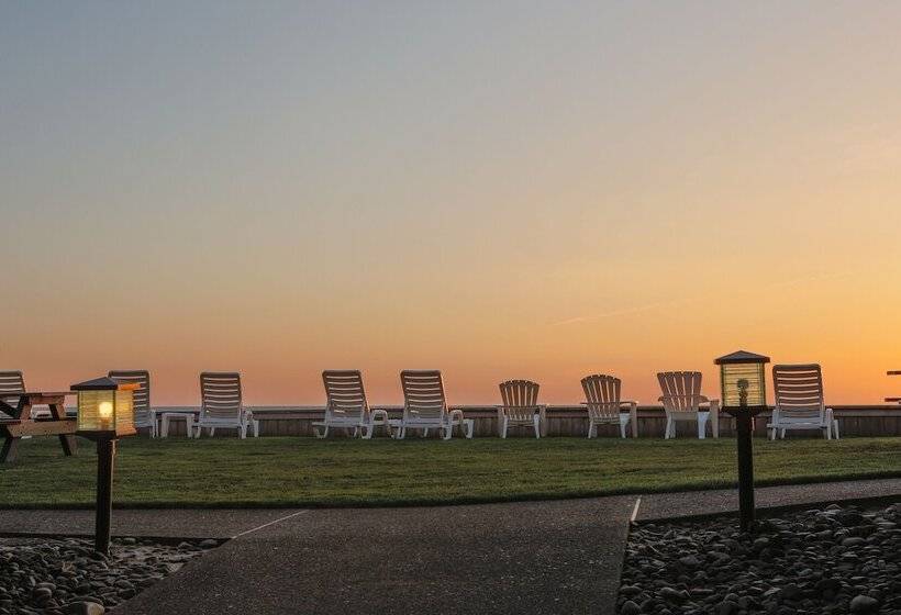 فندق على الطريق Schooner S Cove Inn