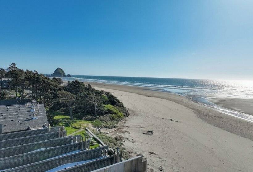 فندق على الطريق Schooner S Cove Inn