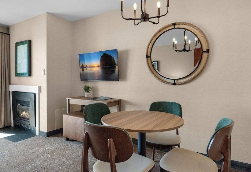 فندق على الطريق Schooner S Cove Inn