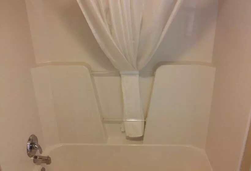 Royal Victorian Motel