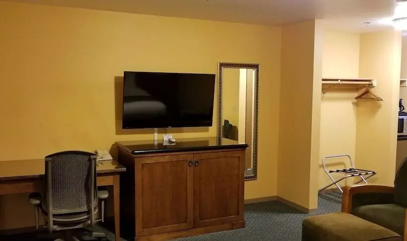 Royal Victorian Motel