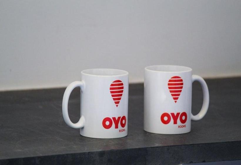 Hotel Oyo 67910  Imperial