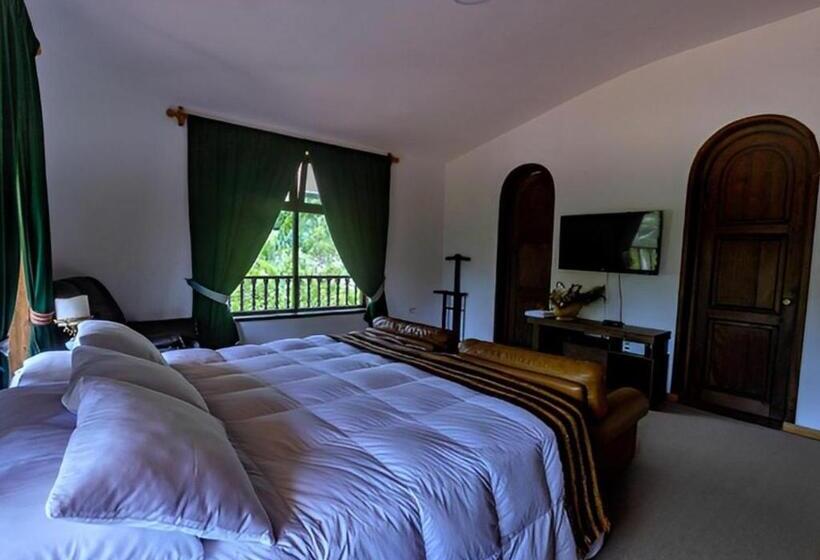 هتل Fundo El Chocho