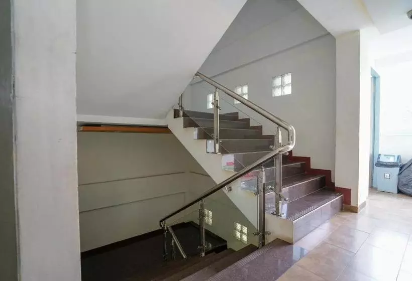 Hotelli Oyo 1727 929