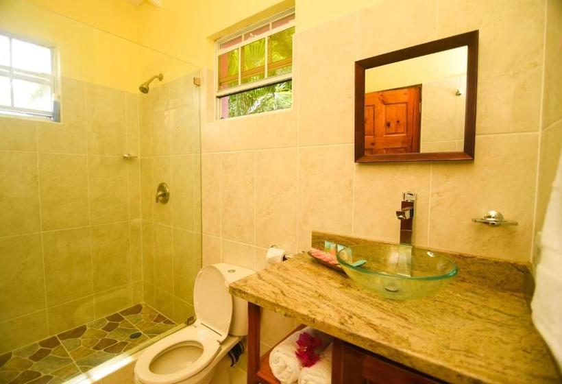 هتل Spice Bay Suites