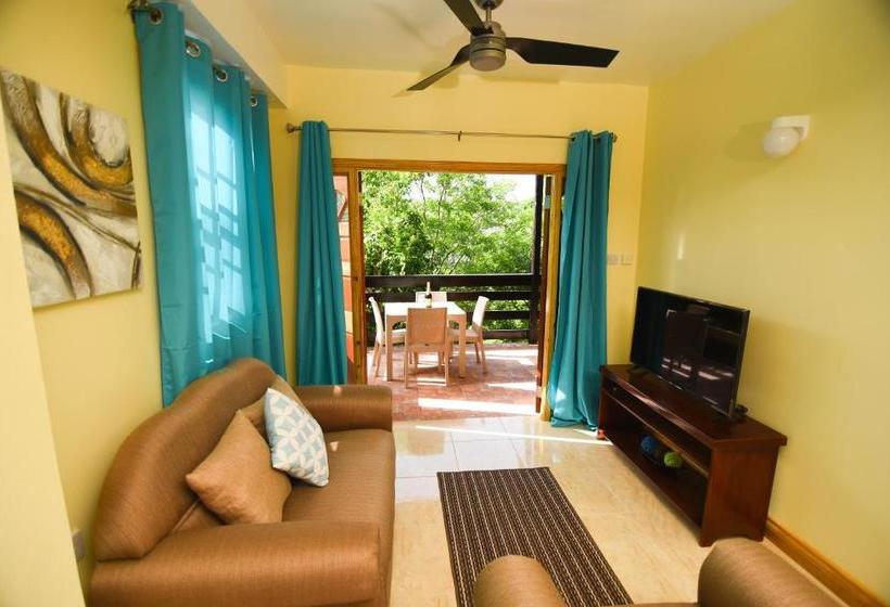 هتل Spice Bay Suites