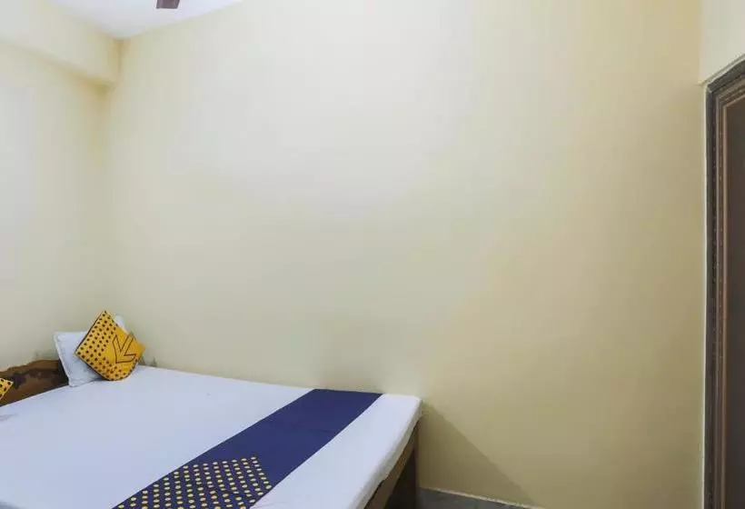 Hotelli Spot On 67037  Sanvi