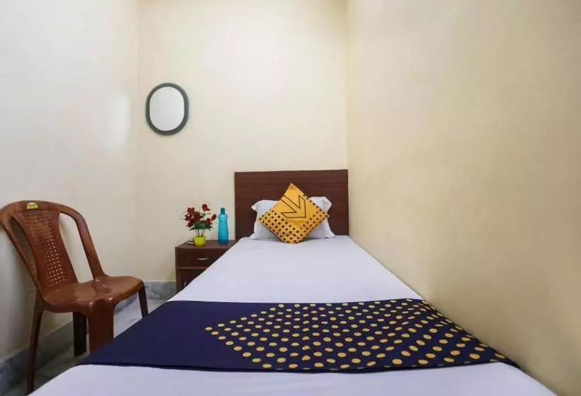Hotelli Spot On 67037  Sanvi