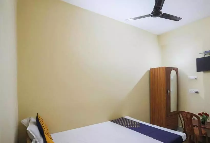 Hotelli Spot On 67037  Sanvi
