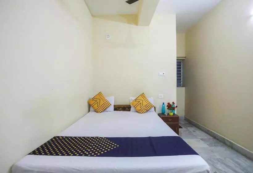 Hotelli Spot On 67037  Sanvi